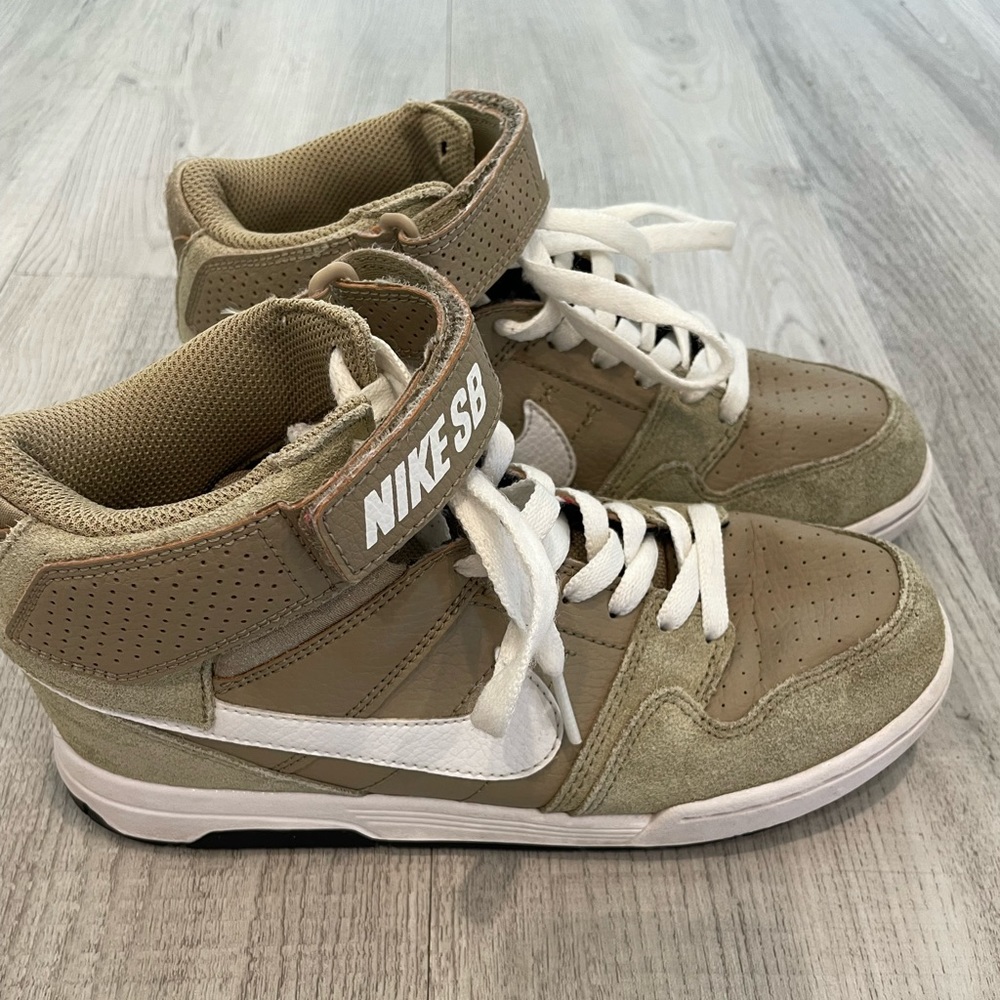 Nike SB white & tan high top sneakers